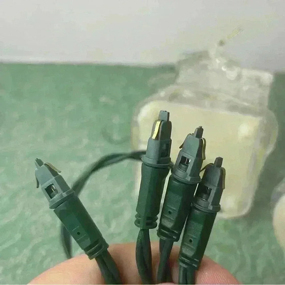 Set Of 4 Lighted Acrylic Light Up 4.5" Christmas Ornament Clear Ice Cube - Picture 7 of 7